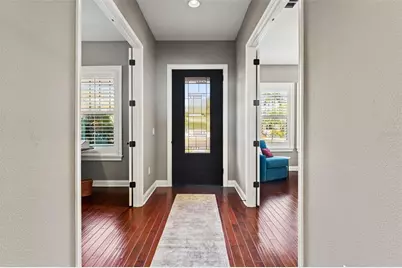 2152 Burlington Avenue N, Saint Petersburg, FL 33713 - Photo 8