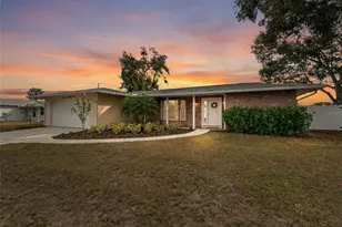 6637 Bowline Dr, Sarasota, FL 34231 - Photo 1