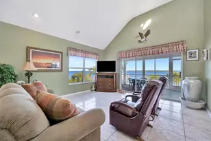 2215 Avenue A, Bradenton Beach, FL 34217 - Photo 20