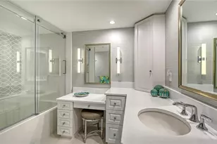 565 Sanctuary Dr, Longboat Key, FL 34228 - Photo 26