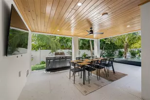 5612 Guava St, Holmes Beach, FL 34217 - Photo 42