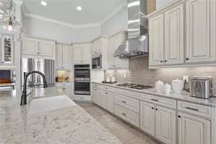 5349 Brookgrove Dr, Sarasota, FL 34238 - Photo 10