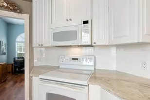 7675 Uliva Way, Sarasota, FL 34238 - Photo 12