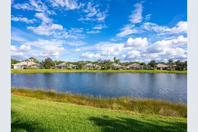 7675 Uliva Way, Sarasota, FL 34238 - Photo 2