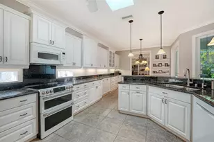 2529 Marblehead Dr, Sarasota, FL 34231 - Photo 20