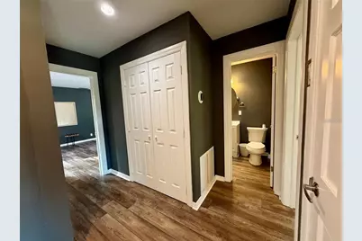 2126 Craft Lane, Sarasota, FL 34239 - Photo 8