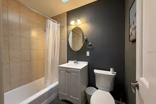 2126 Craft Ln, Sarasota, FL 34239 - Photo 10