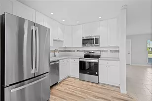 3801 42nd St W, Bradenton, FL 34205 - Photo 12