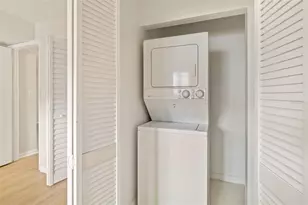 203 47th Ave Dr W, Bradenton, FL 34207 - Photo 18