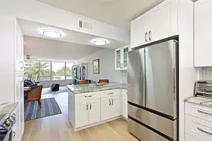 100 Sands Point Rd, Longboat Key, FL 34228 - Photo 14