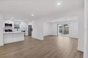 2711 Kilgore Pl, Sarasota, FL 34235 - Photo 16