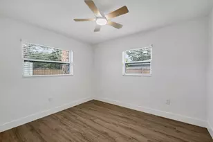 2711 Kilgore Pl, Sarasota, FL 34235 - Photo 22