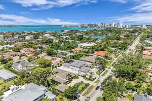 1516 S Orange Ave, Sarasota, FL 34239 - Photo 2