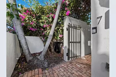 200 Cocoanut Avenue #7, Sarasota, FL 34236 - Photo 6