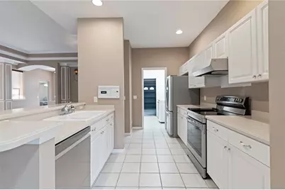 4856 Sabal Lake Circle, Sarasota, FL 34238 - Photo 18