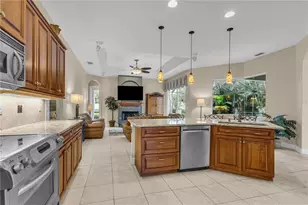 5311 Nathaniel Pl, Sarasota, FL 34233 - Photo 32