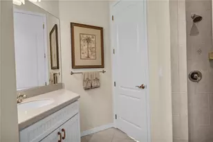 5311 Nathaniel Pl, Sarasota, FL 34233 - Photo 44