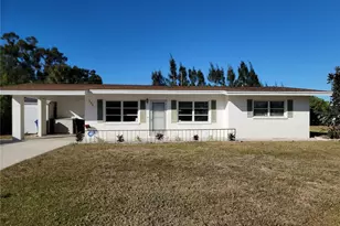 259 Gardenia Rd, Venice, FL 34293 - Photo 1