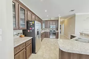 8442 Castle Garden Rd, Palmetto, FL 34221 - Photo 16