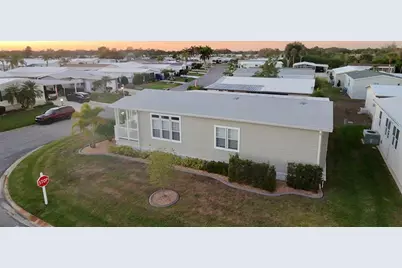 8442 Castle Garden Road, Palmetto, FL 34221 - Photo 6