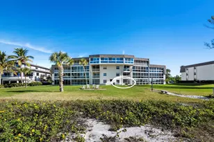 5231 Gulf of Mexico Dr, Longboat Key, FL 34228 - Photo 32