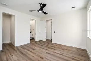 2475 Bay St, Sarasota, FL 34237 - Photo 46