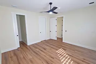 2475 Bay St, Sarasota, FL 34237 - Photo 52