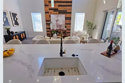 2475 Bay Street, Sarasota, FL 34237 - Photo 12