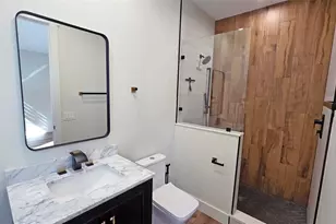 2475 Bay St, Sarasota, FL 34237 - Photo 42