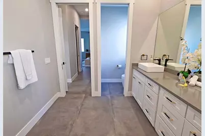 2475 Bay Street, Sarasota, FL 34237 - Photo 30