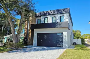 2475 Bay St, Sarasota, FL 34237 - Photo 82