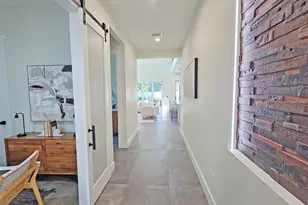 2475 Bay St, Sarasota, FL 34237 - Photo 6