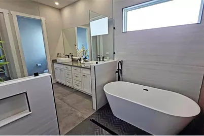 2475 Bay Street, Sarasota, FL 34237 - Photo 28