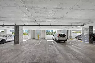 301 Quay Commons, Sarasota, FL 34236 - Photo 30