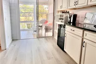 7801 Ontario St Cir, Sarasota, FL 34243 - Photo 16