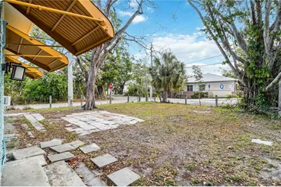612 5th Avenue Drive E, Bradenton, FL 34208 - Photo 30