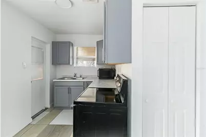 612 5th Avenue Drive E, Bradenton, FL 34208 - Photo 18