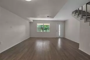 3212 Ramblewood Dr N, Sarasota, FL 34237 - Photo 12