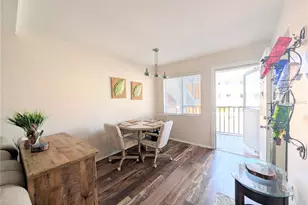 2328 Canal Dr, Bradenton, FL 34207 - Photo 6