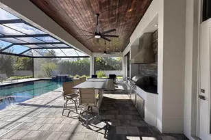 3605 Beneva Oaks Cir, Sarasota, FL 34238 - Photo 16