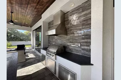 3605 Beneva Oaks Circle, Sarasota, FL 34238 - Photo 18