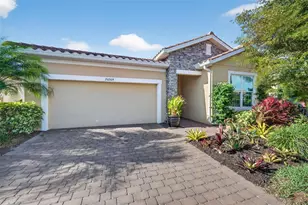 20309 Minuet Pl, Venice, FL 34293 - Photo 2