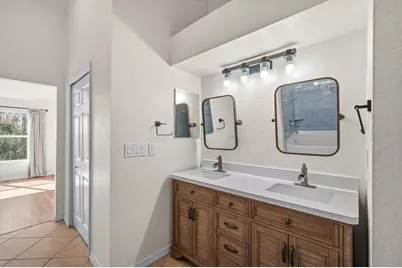 1717 Hammocks Avenue #16, Lutz, FL 33549 - Photo 16