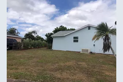 119 Oldenburgh Court NE, Port Charlotte, FL 33952 - Photo 14