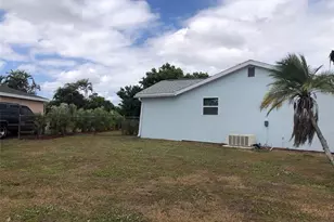 119 Oldenburgh Ct NE, Port Charlotte, FL 33952 - Photo 14