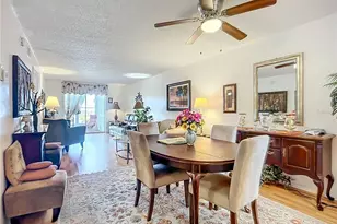 3785 Lake Bayshore Dr, Bradenton, FL 34205 - Photo 6