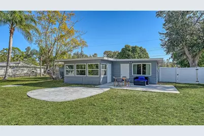 209 Briggs Court, Sarasota, FL 34237 - Photo 36