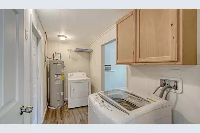 209 Briggs Court, Sarasota, FL 34237 - Photo 30