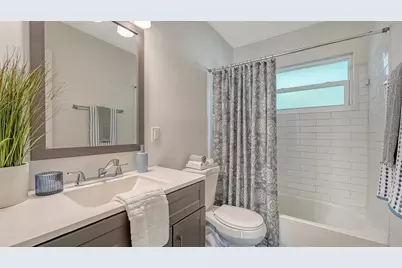 209 Briggs Court, Sarasota, FL 34237 - Photo 24