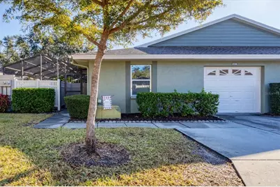 4148 Center Pointe Circle #60A, Sarasota, FL 34233 - Photo 2